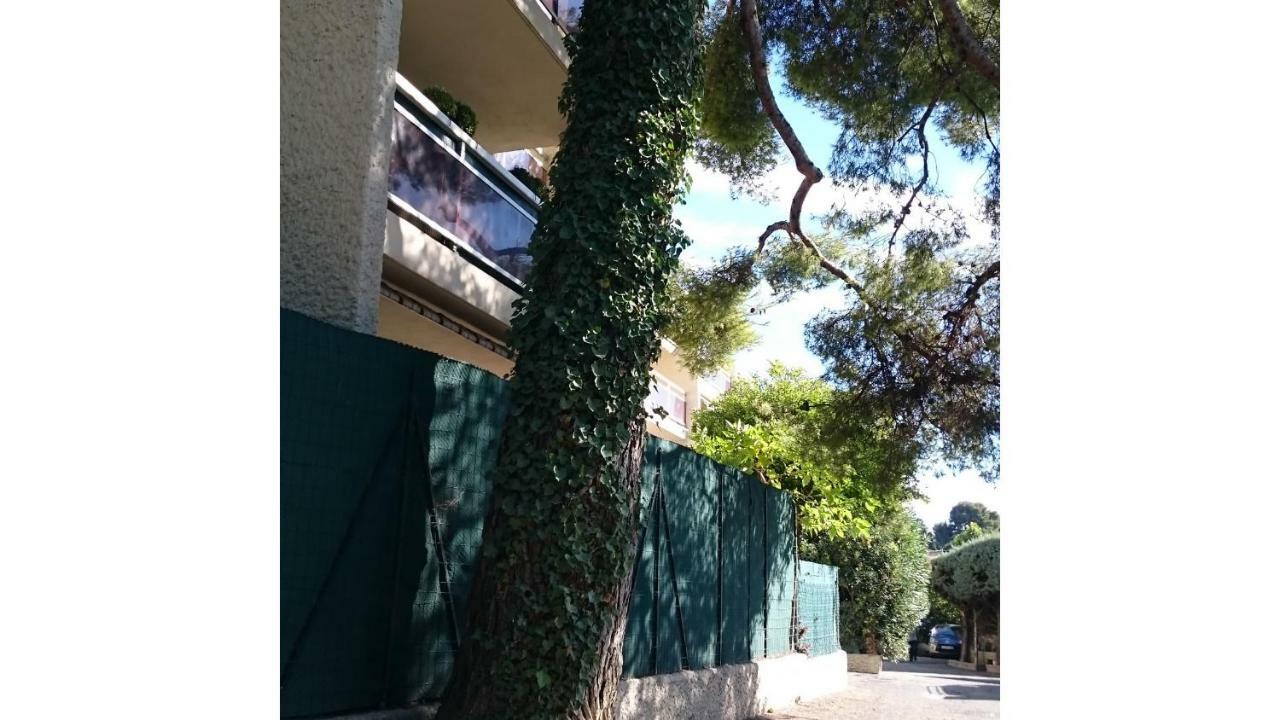 Charmant Studio Cassis Bagian luar foto