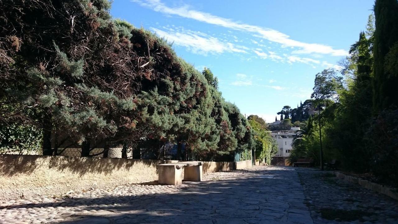Charmant Studio Cassis Bagian luar foto