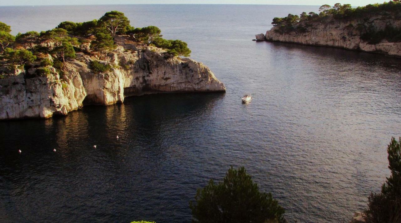 Charmant Studio Cassis Bagian luar foto